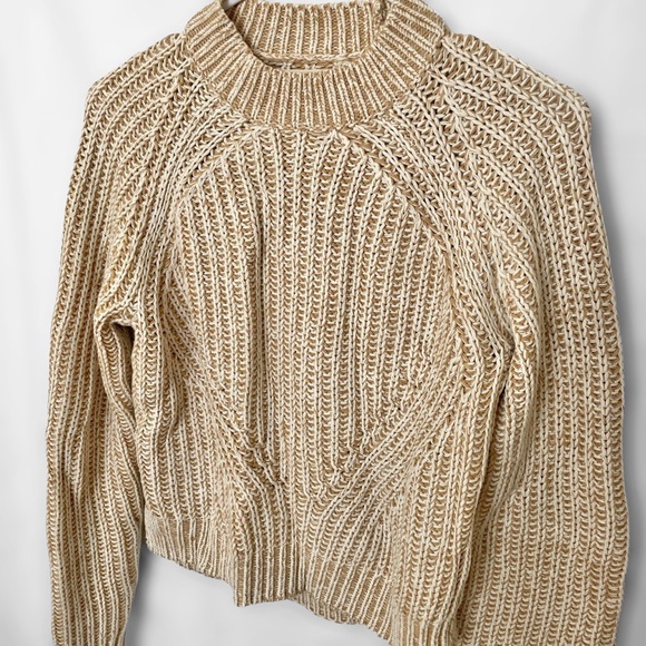 LA Hearts Raglan Sweater - Picture 2 of 6